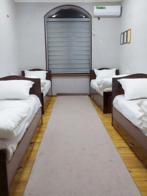 Elite-Hostel